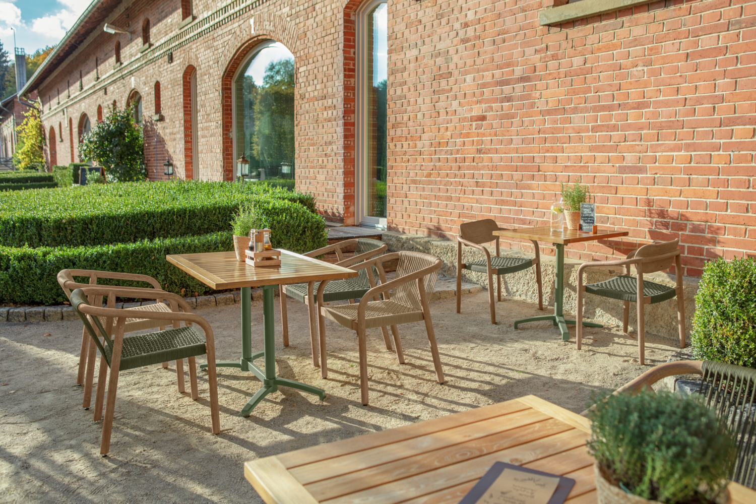 Outdoor table base Taipa