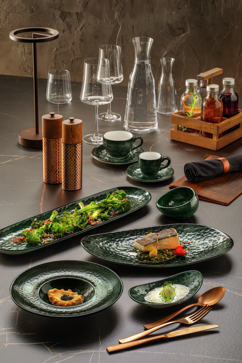 Deep plate Black Reef porcelain, with wide rim