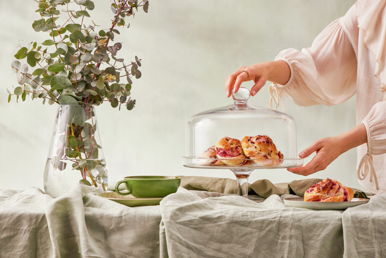 Cloche Glamour with cake stand