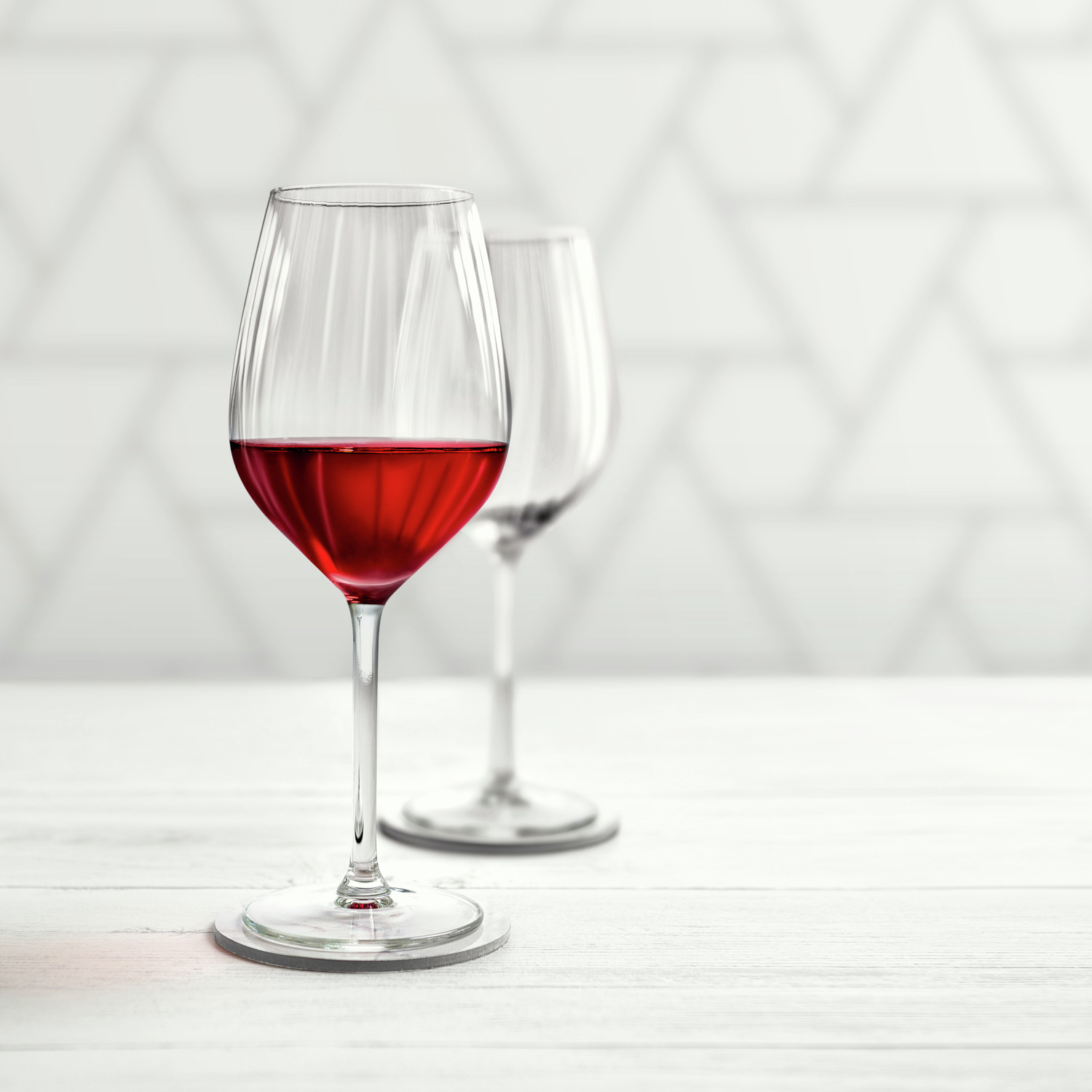 Red wine glass Adora with grooves